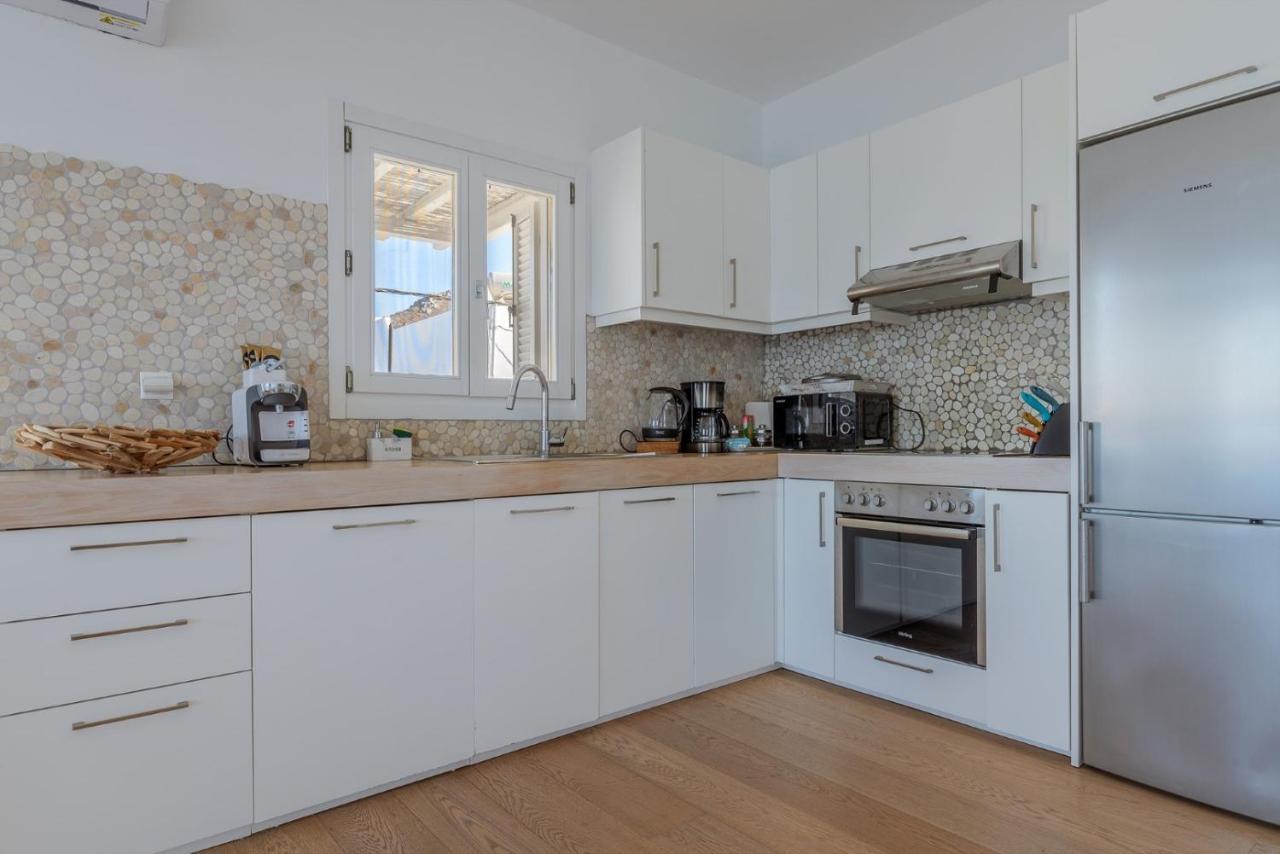 Uno Luxury Apartment With Sea View Livadia  Exteriör bild