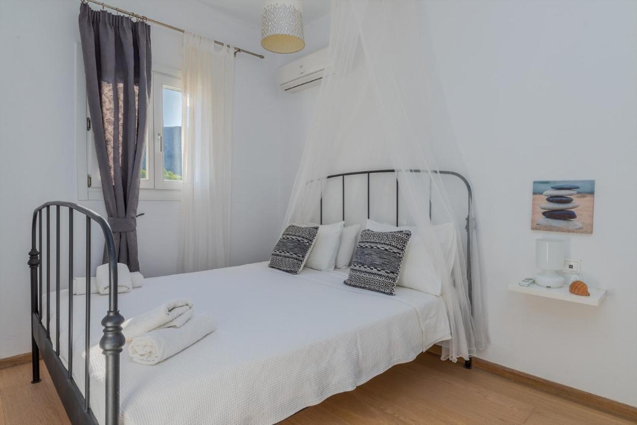 Uno Luxury Apartment With Sea View Livadia  Exteriör bild